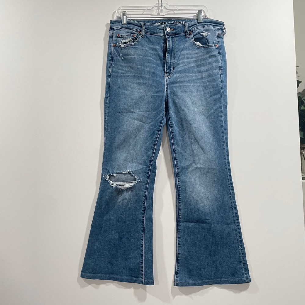 American Eagle Super Hi-Rise Flare Jeans Distressed Blue Womens 14 Regular 34x26